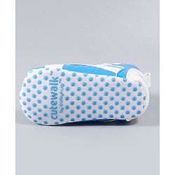 Cute Walk by Babyhug Booties - Blue