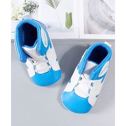 Cute Walk by Babyhug Booties - Blue
