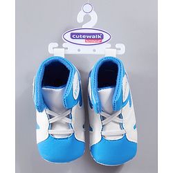 Cute Walk by Babyhug Booties - Blue
