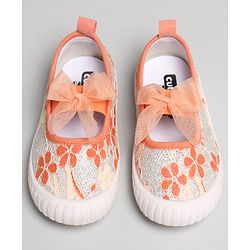Cute Walk by Babyhug Casual Shoes Floral Embroidered - Orange