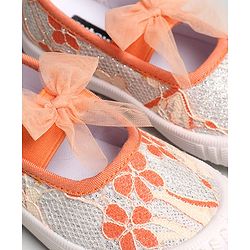 Cute Walk by Babyhug Casual Shoes Floral Embroidered - Orange