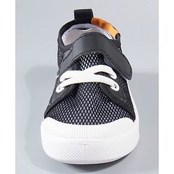 Cute Walk by Babyhug Casual Shoes - Black