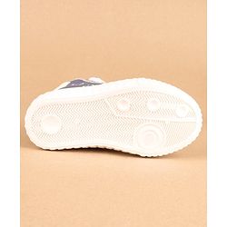 Cute Walk by Babyhug Casual Shoes Heart Embroidered - Blue - EU 26 Blue