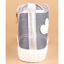 Cute Walk by Babyhug Casual Shoes Heart Embroidered - Blue - EU 26 Blue