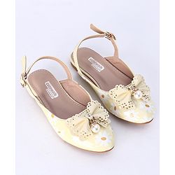Cute Walk by Babyhug Party Wear Belly Shoes Bow Appliques - Light Yellow