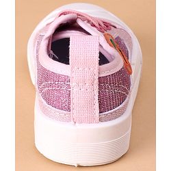 Cute Walk by Babyhug Casual Shoes Carrot Applique - Pink