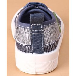 Cute Walk by Babyhug Casual Shoes Carrot Applique - Blue