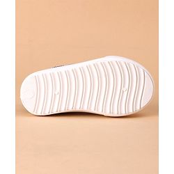 Cute Walk by Babyhug Casual Shoes Carrot Applique - Blue