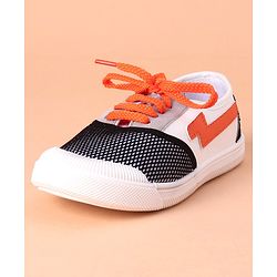 Cute Walk by Babyhug Casual Shoes - White