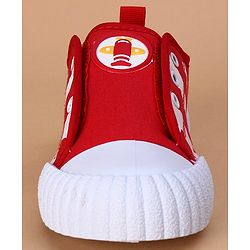 Cute Walk by Babyhug Casual Shoes Aeroplane Patch - Red White