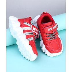 Cute Walk by Babyhug Sneakers Shoes - Red