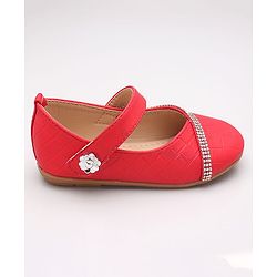 Cute Walk by Babyhug Sequin Embellished Belly Shoes - Red
