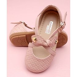 Cute Walk by Babyhug Solid Color Belly Shoes Bow Applique - Pink