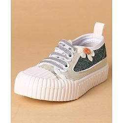 Cute Walk by Babyhug Casual Shoes - White