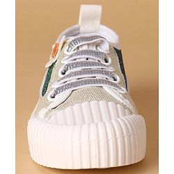 Cute Walk by Babyhug Casual Shoes - White