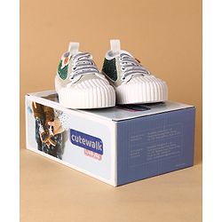Cute Walk by Babyhug Casual Shoes - White