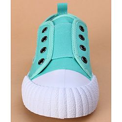 Cute Walk by Babyhug Casual Shoes - Sea Green