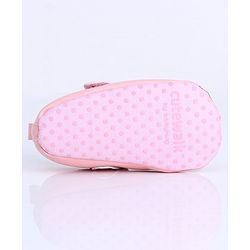 Cute Walk by Babyhug Booties Sequin Crown Patch - Pink