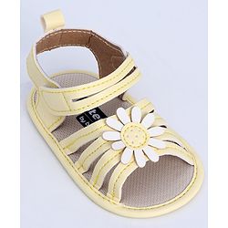Cute Walk by Babyhug Booties YELLOW 13 (6-9M)Unisex