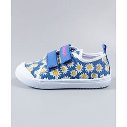 Cute Walk by Babyhug Casual Shoes - Blue