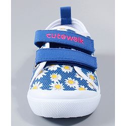 Cute Walk by Babyhug Casual Shoes - Blue