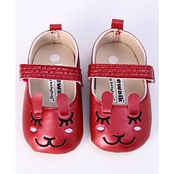 Cute Walk by Babyhug Booties - Maroon