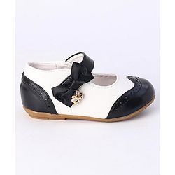 Cute Walk by Babyhug Party Wear Belly Shoes Bow Applique - White Black