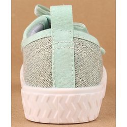 Cute Walk by Babyhug Casual Shoes Bow Applique - Green