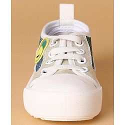 Cute Walk by Babyhug Casual Shoes - White