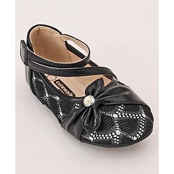 Cute Walk By Babyhug Belly Shoes Bow Applique - Black