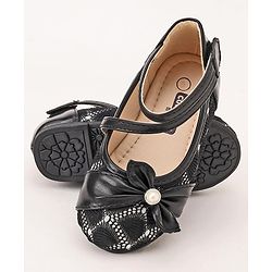 Cute Walk By Babyhug Belly Shoes Bow Applique - Black