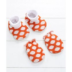 Babyhug Knitted Gift Set Giraffe Print Pack Of 5 - Orange