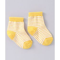 Cute Walk by Babyhug Anti Bacterial Ankle Length Socks Star Design Pack of 3 - Yellow